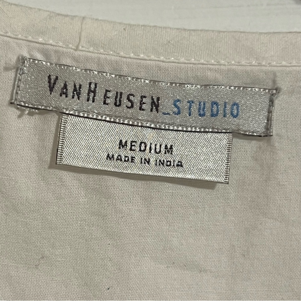 #183 Van Hausen Studio White Button Up Tank with a Floral Ruffle Medium - Picture 4 of 7